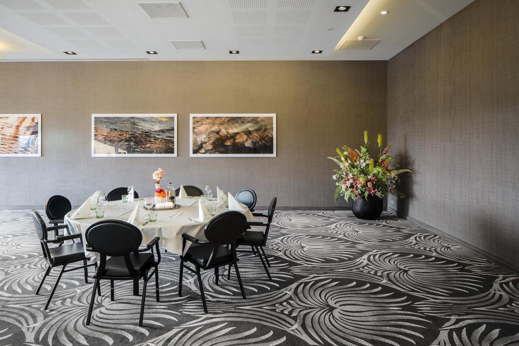 זוולה Van Der Valk Hotel Zwolle מראה חיצוני תמונה